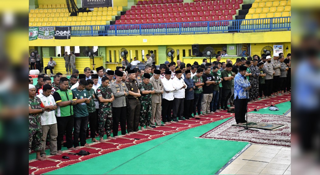 Kodam I/BB dan Forkopimda Sumut Laksanakan Salat Gaib Untuk Korban Kanjuruhan