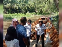 Bupati Sergai Serahkan Bantuan Kapal dan Alat Tangkap Ikan