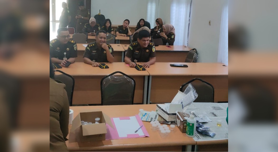 Kejari Sergai Lakukan Tes Urine Jaksa dan Pegawai, Ini Hasilnya