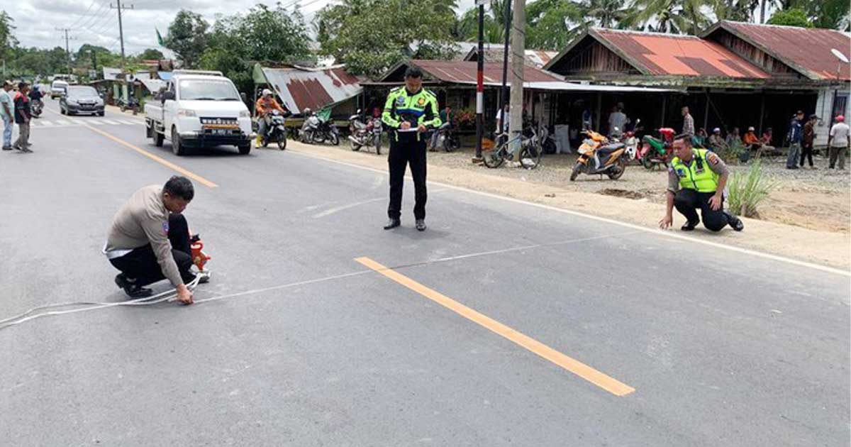 Tiga Orang Tewas Akibat Tertabrak Mobil Dinas TNI