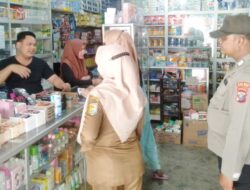 Polsek dan Puskesmas Pantai Cermin Sosialisasikan SE Larangan Jual Sirup Anak