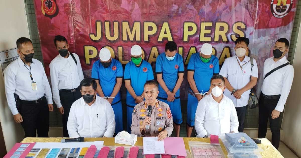 Polisi Ringkus 4 Tersangka Pembobol ATM, Satu Buron