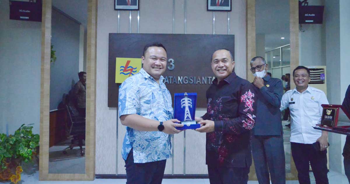Wujudkan 'Batu Bara Terang', Bupati Zahir Kunjungi PLN Siantar