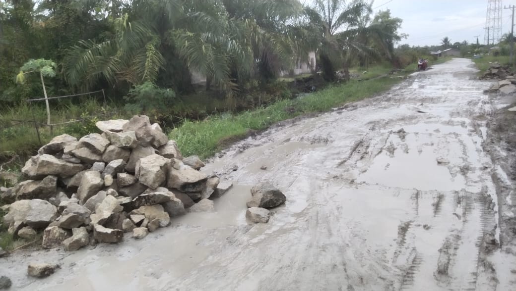 Jalan Rusak di Bagan Baru Segera Diperbaiki
