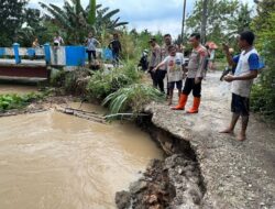 Kapolresta Deli Serdang Tinjau Korban Banjir Tanjung Morawa