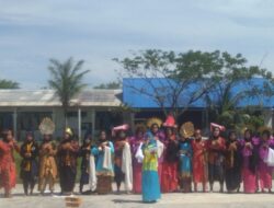 Perayaan Hari Guru di SMPN 1 Tanjung Tiram Meriah