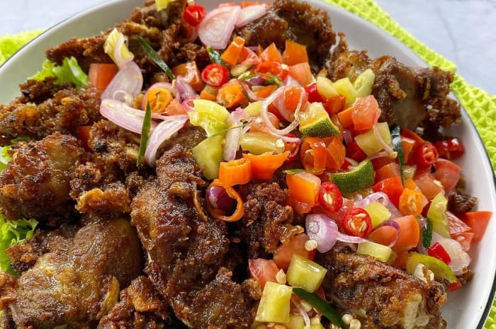 Hem, Nikmatnya Sarapan Pagi dengan Iga Sapi Goreng