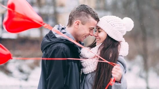 Horoskop Cinta dan Hubungan 25 November 2022