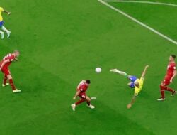 Tendangan Sepeda Richarlison Memukau Saat BRA Mengalahkan SRB 2-0