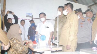 Bupati Sergai Salurkan Bantuan Alat Produksi IKM