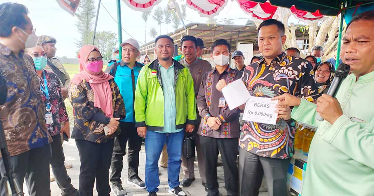Bupati Sergai Ajari Buruh Usaha Sampingan