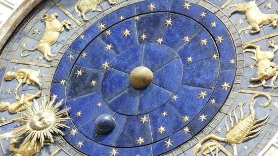 Ramalan Nasib Hari Ini: Cari Tahu Ramalan Zodiak untuk Aries, Leo, Virgo, Libra, Pisces, dan Zodiak Lainnya untuk 17 November 2022