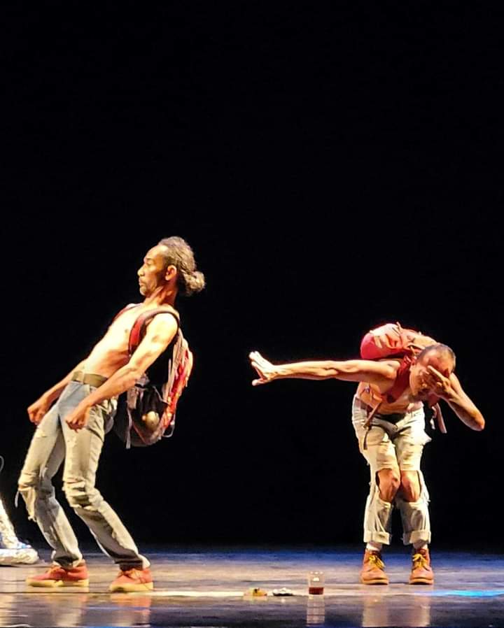 Fermentasi Hujan Yang Puitik, dari Pementasan Kantor Teater Hari Pertama