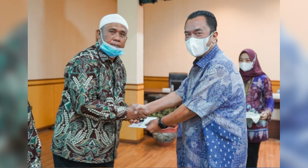 PTPN III Berangkatkan 64 Jemaah Umroh