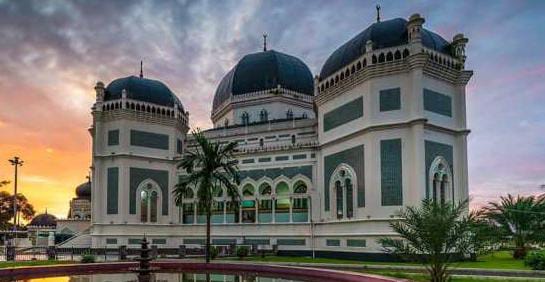 Jadwal Salat Medan Sekitarnya, Minggu 18 Desember 2022