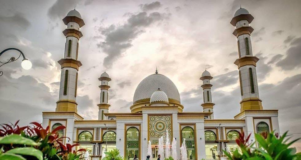 Jadwal Salat Medan Sekitarnya, Rabu 14 Desember 2022