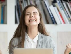 Horoskop Karir Hari Ini, 22 Desember 2022: Kiat Astro untuk Pertumbuhan Karier