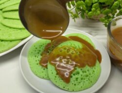 Hem, Yuk Sarapan Pagi dengan Sarabi Kuah Kinca Manis dan Empuk