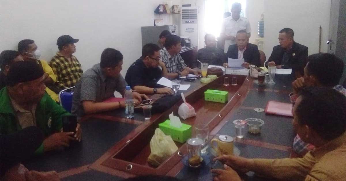 DPRD Batu Bara Sarankan Sengketa Pilkades Diajukan ke PTUN