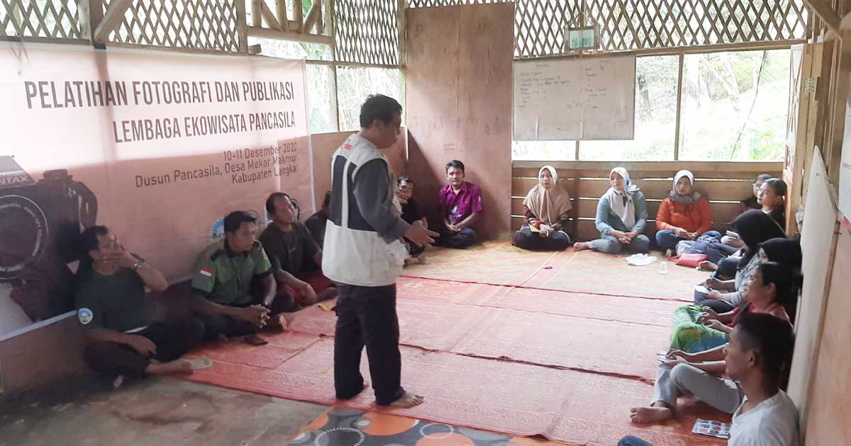 YOSL - OIC dan STFJ Gelar Pelatihan Fotografi di Langkat