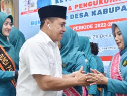 Bupati Zahir Minta Ketua PKK dan Bunda PAUD Desa Temani Kades
