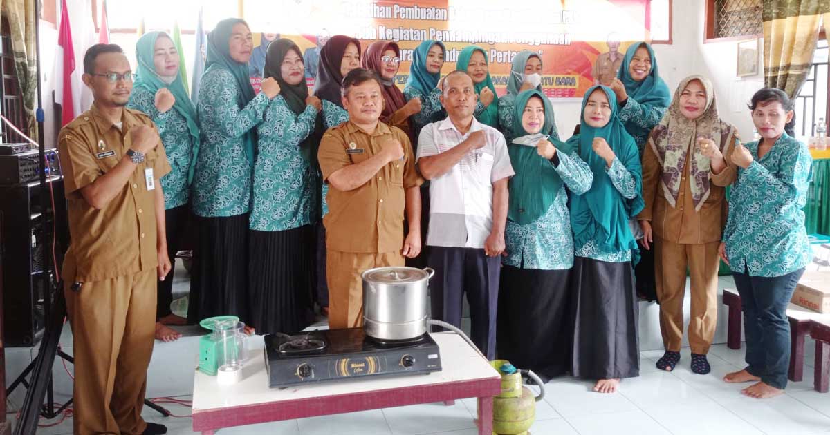 Diskanak Batu Bara Gelar Pelatihan Pembuatan Bakso Ayam di Desa Tanah Rendah