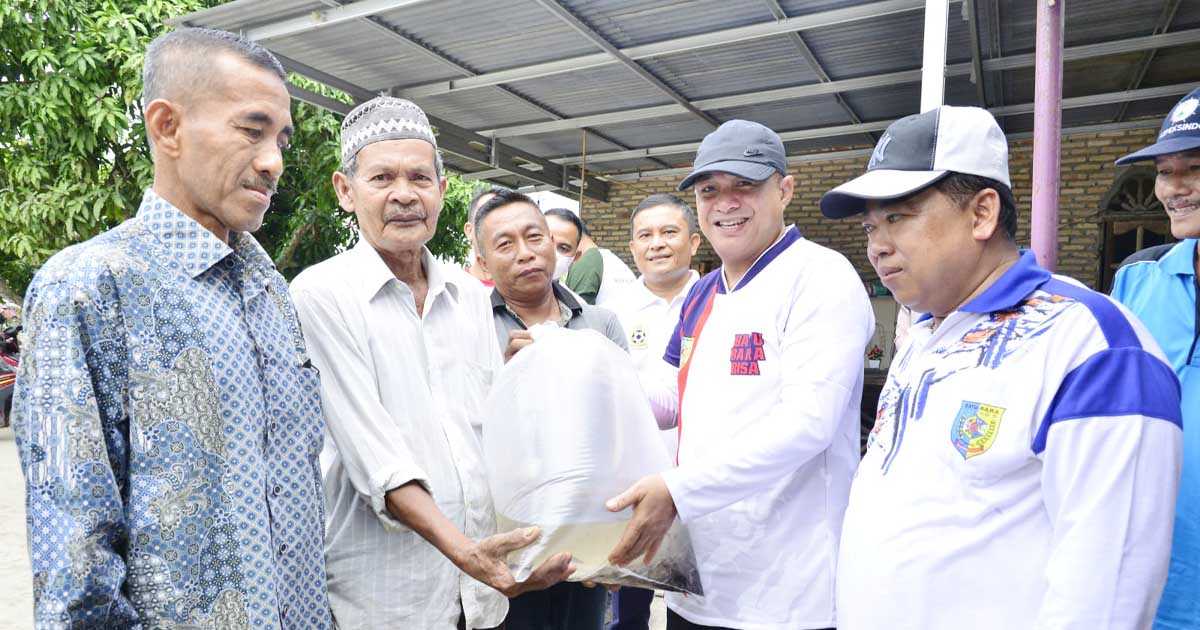 Bupati Zahir Salurkan Bantuan 2 Ribu Bibit Lele, Diskanak Beberkan Perhatian Pemkab Batu Bara ke Peternak