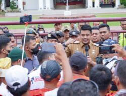 Wali Kota Medan Didemo Puluhan Parbetor