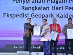 Bupati Batu Bara Terima Penghargaan Mitra SMSI