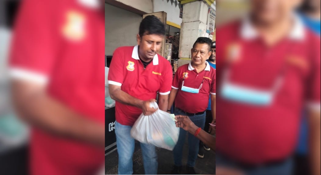 Pengusaha Bakti Musik Bagikan 500 Paket Sembako Kepada Warga Kurang Mampu