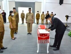 Bupati Lantik 19 Pejabat Pemkab Batu Bara