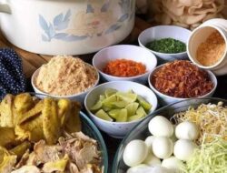 Hmm, Lezatnya Sarapan Pagi dengan Soto Ayam Lamongan Gurih Nikmat