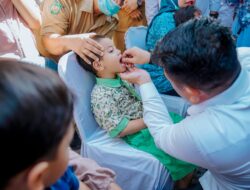 Vaksinasi Polio : Wali Kota Medan Minta Petugas Jemput Bola