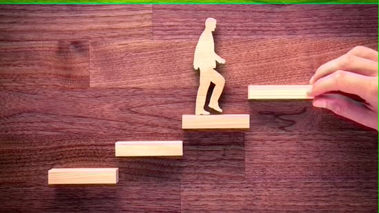 Karir dan Uang Horoskop untuk 14 Februari 2023 : Beradaptasi.