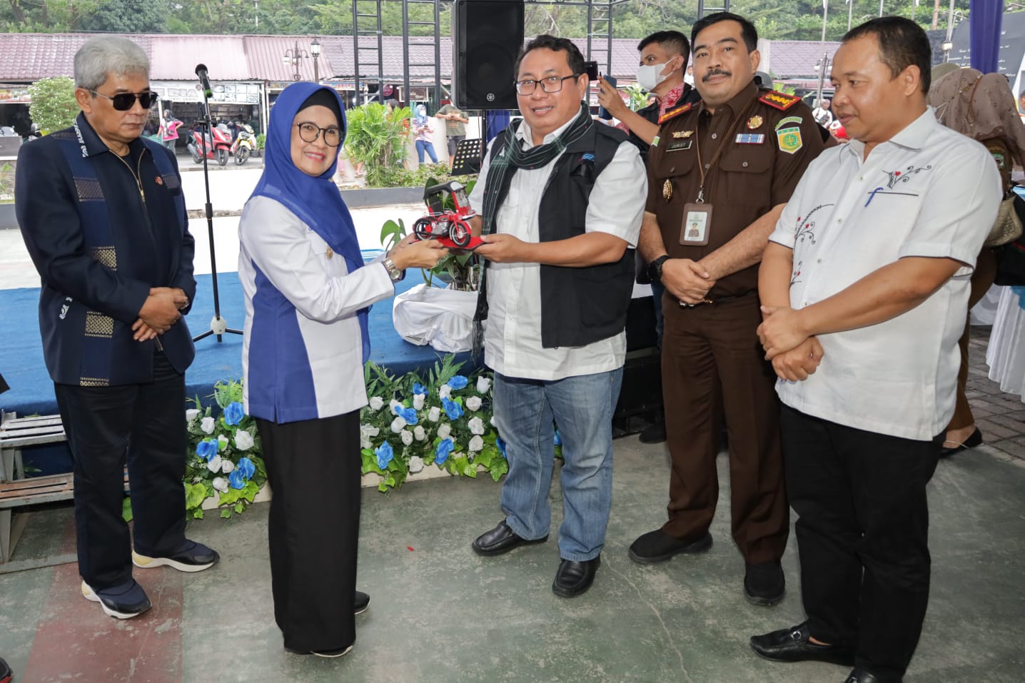 dr Susanti Merajut Toleransi Di Kota 'Sapangambei Manoktok Hitei' 2 dr Susanti Merajut Toleransi Di Kota 'Sapangambei Manoktok Hitei'