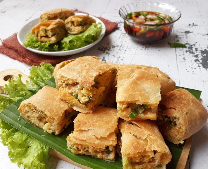 Hmm, Lezatnya Sarapan Pagi dengan Martabak Telur