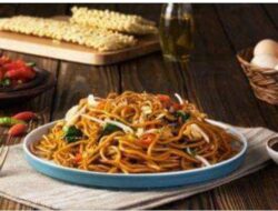 Hmm, Lezatnya Sarapan Pagi dengan Mie Goreng Telur Taoge , Enak Gilak