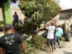 Relawan PDIP Peduli Gotong Royong Di Suka Raja