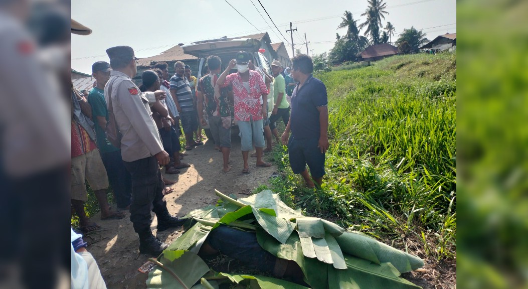Mayat Johannes Ditemukan Warga Dalam Parit