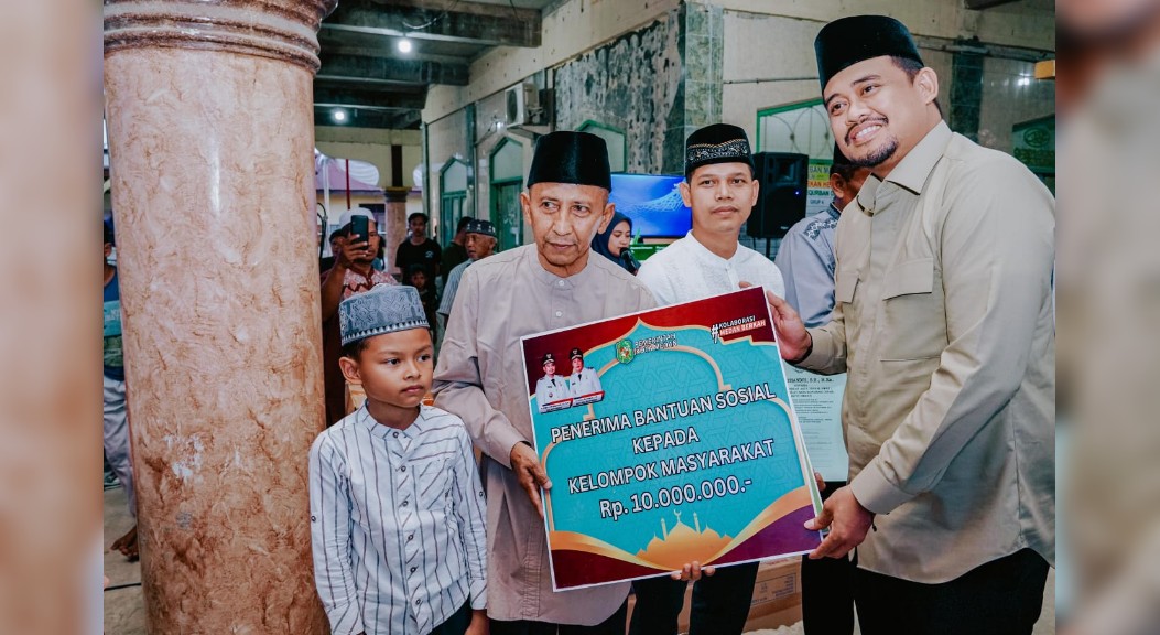 Safari Ramadan Pemko Medan : Warga Marelan Sampaikan Keluhan Ke Wali Kota