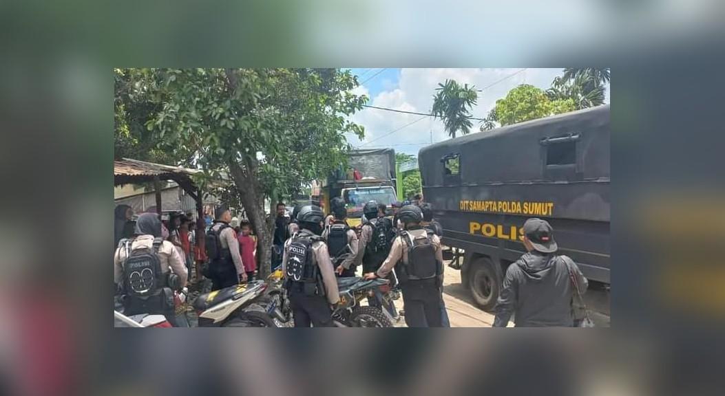 60 Personil Gabungan Polda Sumut Gerebek Tempat Perjudian di Jalan Jermal XV