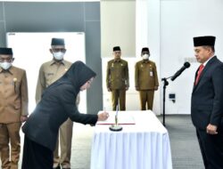 Bupati Lantik Norma Deli Sebagai Sekda Batu Bara