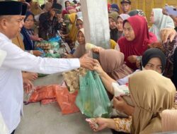 Bupati Sergai Kewalahan Layani Ratusan Pembeli Pasar Murah