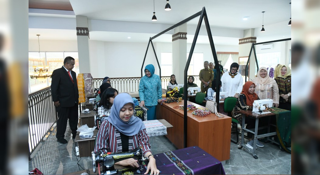 Dekranasda Sumut Latih Desainer se-Sumut