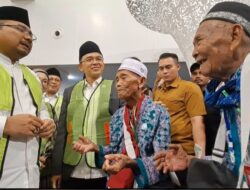 Perdana, Menag Lepas Penerbangan Haji dari Bandara Kertajati