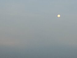 Besok Malam Gerhana Bulan Penumbra Bisa Diamati