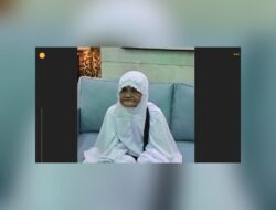 Tangis dan Keterpisahan Nenek Nuraini Usai Melihat Ka’bah