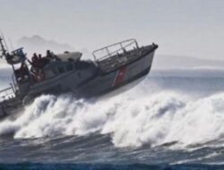 Waspada! Perairan Indonesia Ini Akan Terjadi Gelombang Tinggi 4 Meter