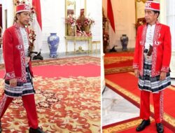 Jokowi: Ayo tebak, Besok Saya Kenakan Busana Daerah Mana?