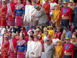 Tanggapan Erick Thohir Saat Video Basuki Isengi Bajunya Viral di Medsos